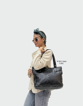 تصویری از کیف دوشی MR کد210