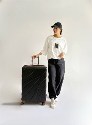 تصویری از چمدان سایز بزرگ  اقتصادی طرح موج دار