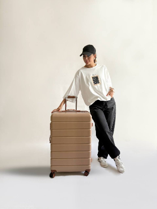 تصویری از چمدان سایز بزرگ اقتصادی طرح ساده