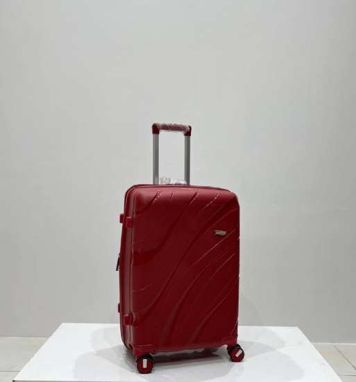 چمدان زده  دار توریست سایز متوسط زرشکی