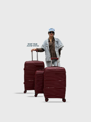 تصویری از ست چمدان سه تکه برند  کارینا|شیک، مقاوم و کاربردی برای سفرهای کوتاه و بلند