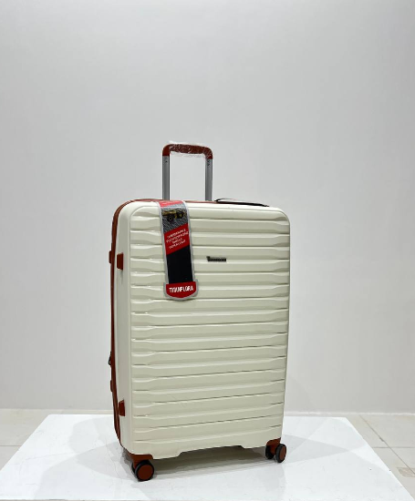 چمدان زده دار تیتان پلورا سایز بزرگ کرم شکلاتی