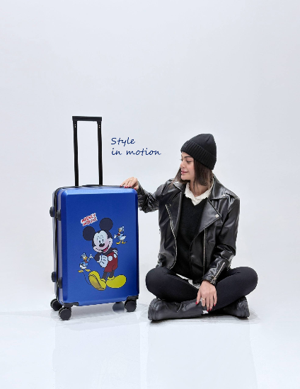 چمدان طرح میکی موس سایز متوسط