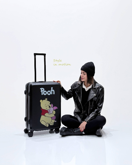 چمدان طرح Pooh سایز بزرگ