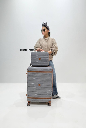 تصویری از کیف آرایشی TITANPLORA مدل تینا