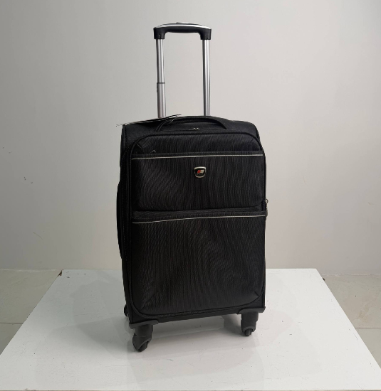 چمدان زده دار سایز کابینی مشکی