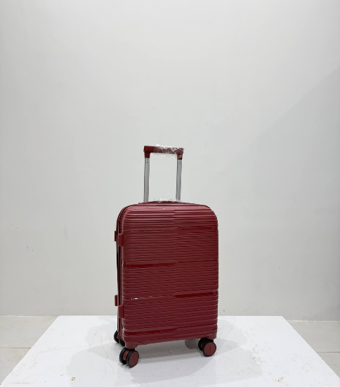 چمدان زده دار کارین سایز کوچک زرشکی